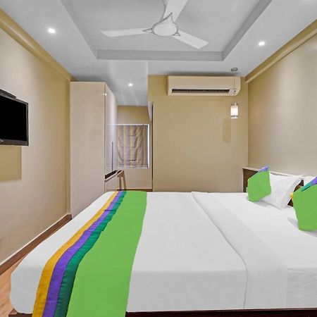 Treebo Trend Cine City Chennai Eksteriør billede
